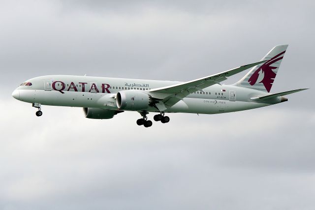 Boeing 787-8 (A7-BCW) - Qatari 743 arriving from Doha