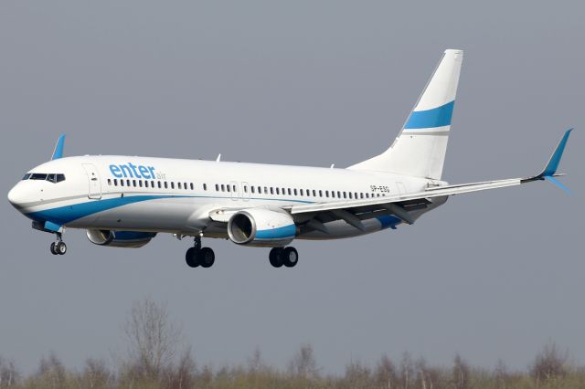 Boeing 737-800 (SP-ESG)