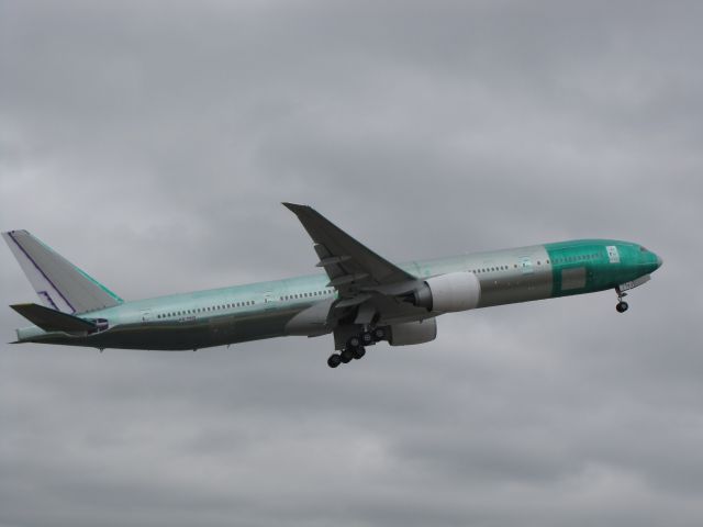 BOEING 777-300 (HS-TKQ) - Watch some full livery herebr /a rel=nofollow href=http://www.youtube.com/user/OwnsGermanyhttp://www.youtube.com/user/OwnsGermany/a