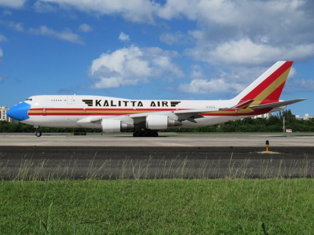 Boeing 747-400 (N744CK)