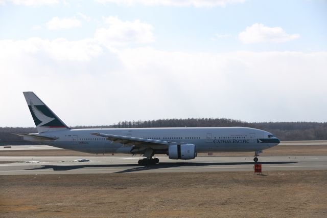 Boeing 777-200 (B-HNB) - 20 March 2016: HKG-CTS.