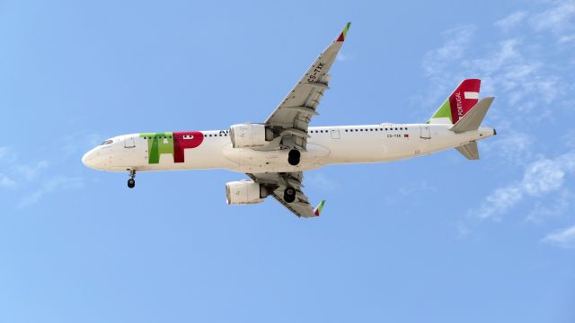 Airbus A321neo (CS-TXK)