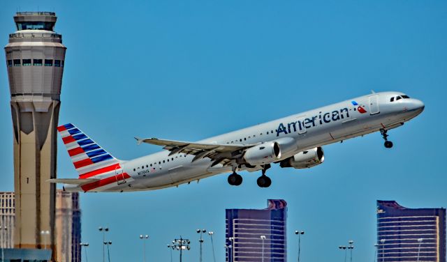 Airbus A321 (N170US) - N170US American Airlines 2001 Airbus A321-211 - cn 1462 - Las Vegas - McCarran International (LAS / KLAS)br /USA - Nevada, May 11, 2016br /Photo: Tomás Del Coro