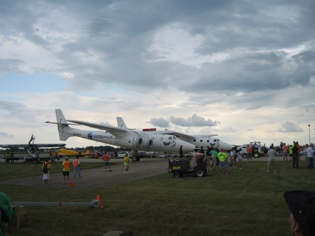 Scaled Composites White Knight 2 (N348MS)