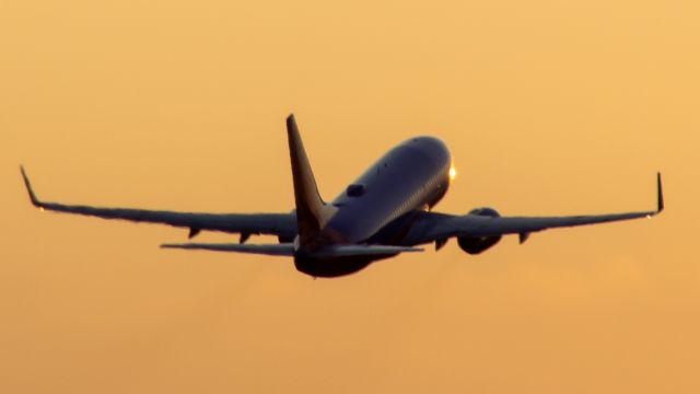 Boeing 737-700 (N707SA) - Southwest 737 taking off into the sunset at BWI Airport!