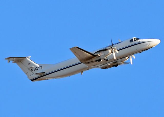 Beechcraft 1900 (N112YV)