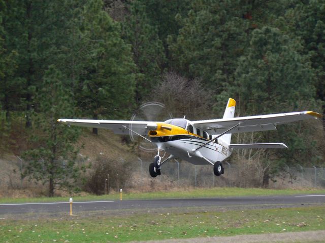 Quest Kodiak (N879JG) - Simpson Leasing Kodaik N879JG  taking off at Orofino