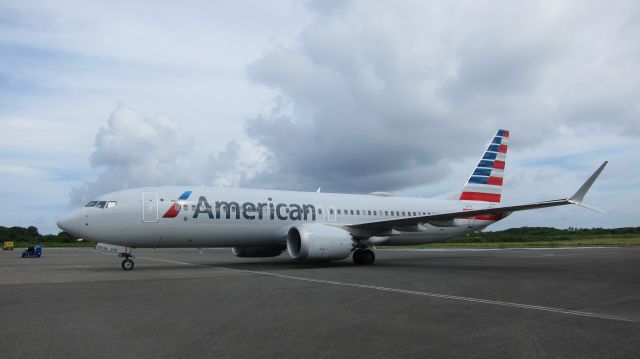 Boeing 737 MAX 8 (N341RW)