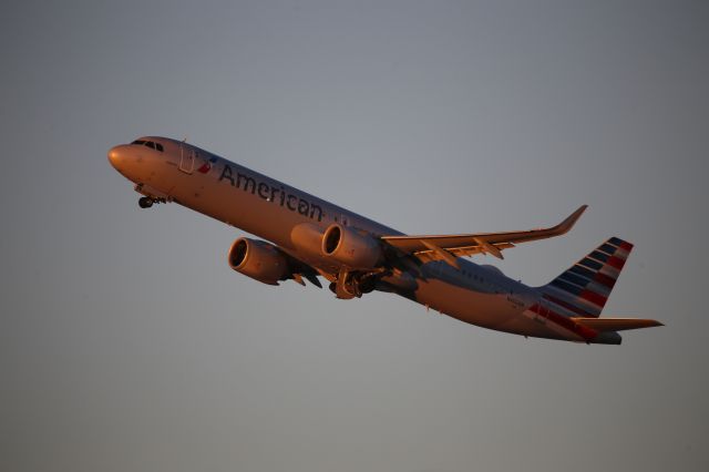 Airbus A321neo (N400AN)