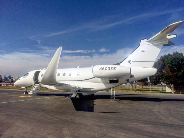 Embraer Legacy 550 (N603EE)