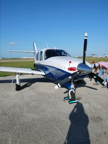Rockwell Commander 114 (N6095X)