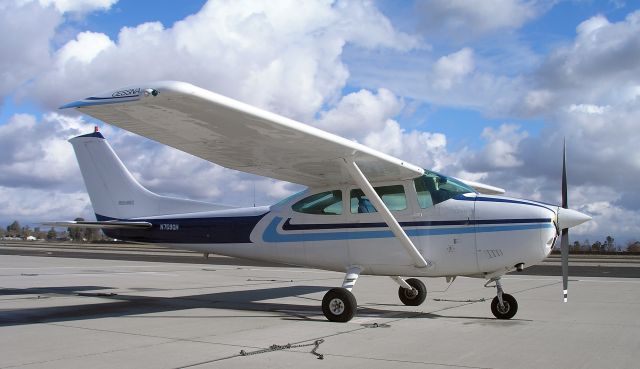 Cessna Skylane (N759QH)