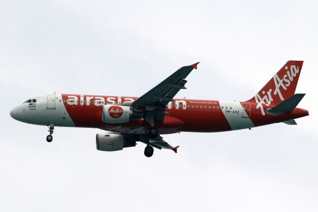 Airbus A320 (9M-AHZ)