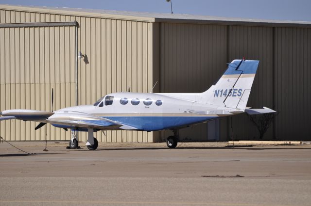 Cessna 421 (N145ES)