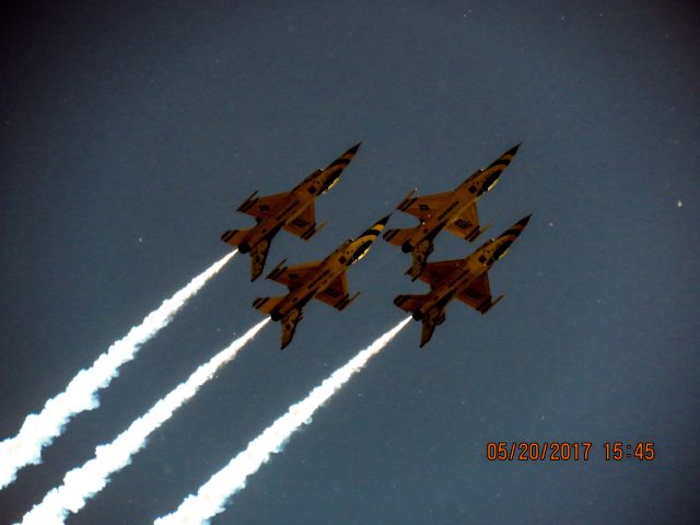 Lockheed F-16 Fighting Falcon (92-3898)
