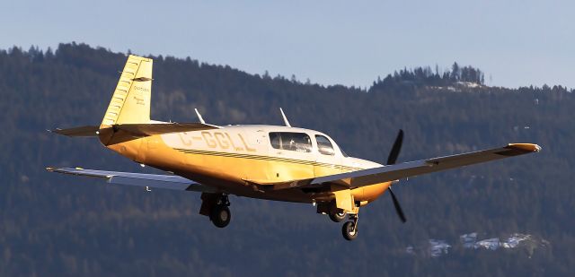 Mooney M-20 (C-GGLL)