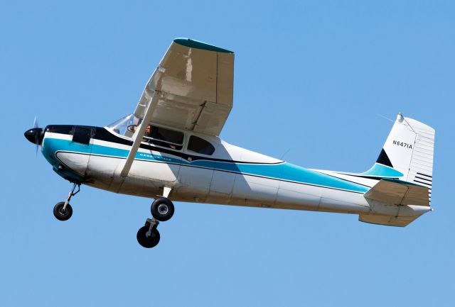 Cessna Skylane (N6471A)