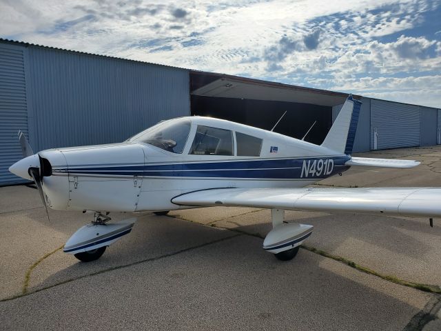 Piper Cherokee (N491D)