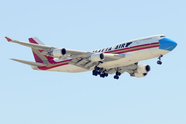 Boeing 747-400 (N744CK) - 'Connie 4362', in Face Mask livery, arriving from LAX