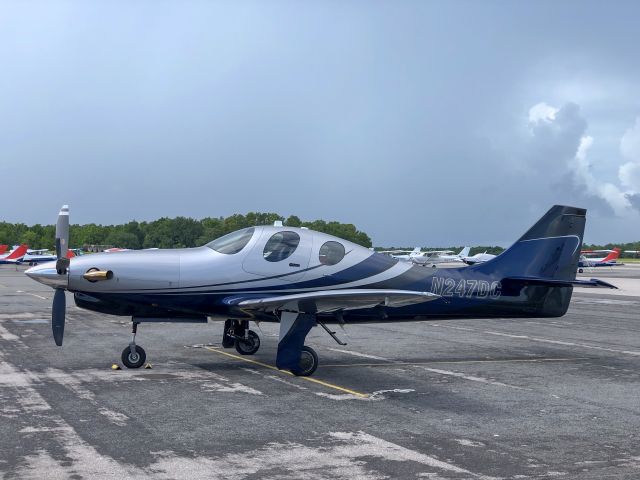 Lancair Evolution (N247DC)