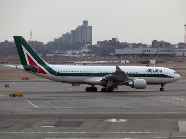 Airbus A330-300 (EI-EJP)