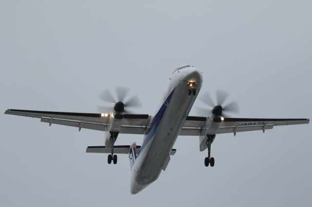 de Havilland Dash 8-400 (JA847A) - 14 February 2016:CTS-HKD.