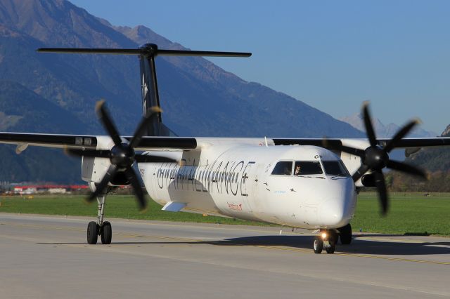 de Havilland Dash 8-400 (OE-LGP)