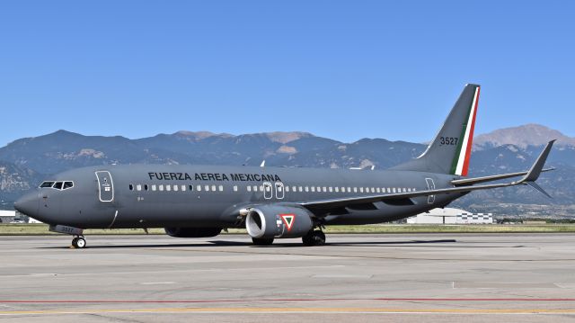 Boeing 737-800 (N3527) - Aircraft #3527, a Boeing 737-8ZY (WL) assigned to the Mexican Air Forces High Command Special Air Transport Unit, parked at the ramp in Colorado Springs