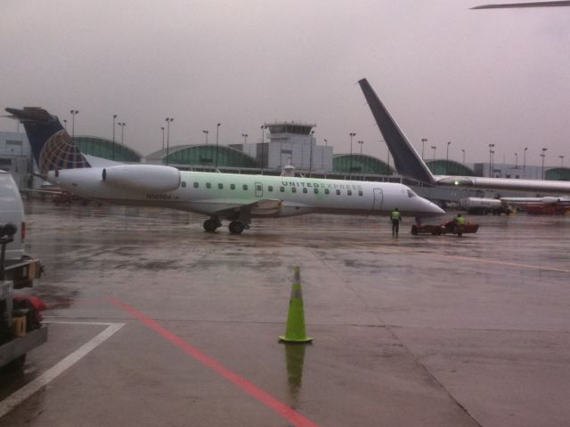 Embraer ERJ-145 (N14904)