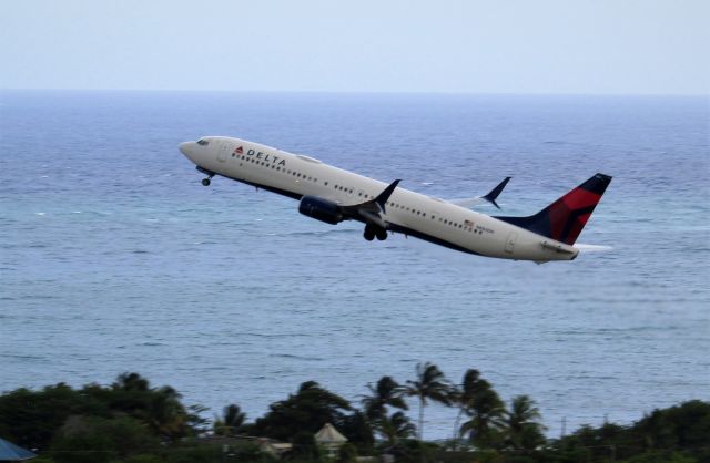 Boeing 737-900 (N884DN)
