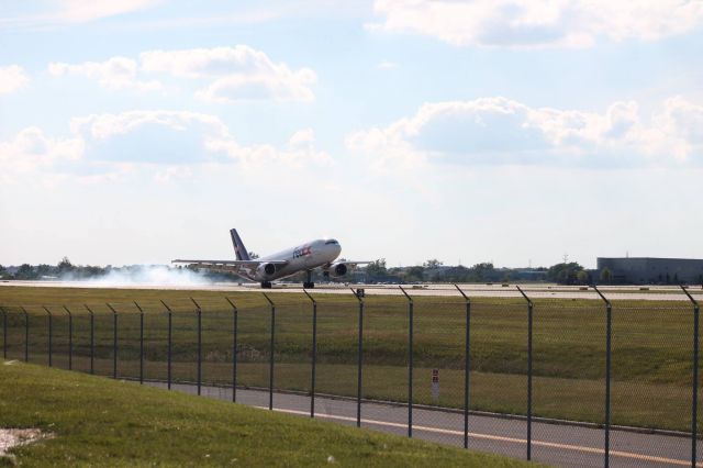 Airbus A300F4-600 (N678FE)