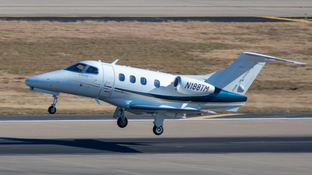 Embraer Phenom 100 (N188TM)