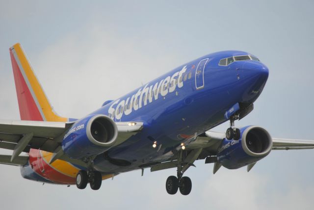 Boeing 737-700 (N7835A) - 5/25/2016: Southwest Airlines 2005 Boeing 737-752 (N7835A) 