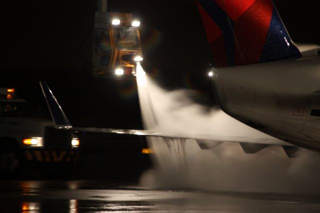 — — - Night Ops - Deicing