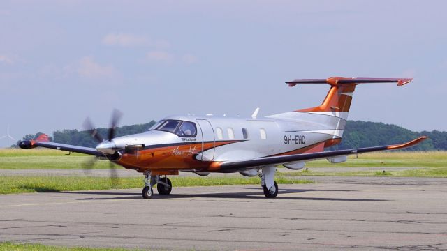 Pilatus PC-12 (9H-EHC)