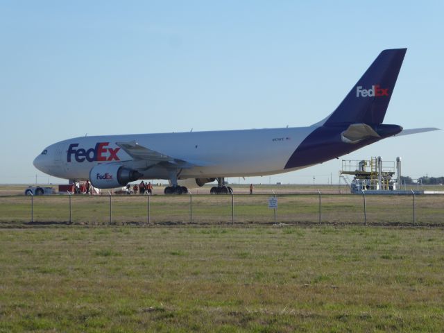 Airbus A300F4-600 (N674FE)