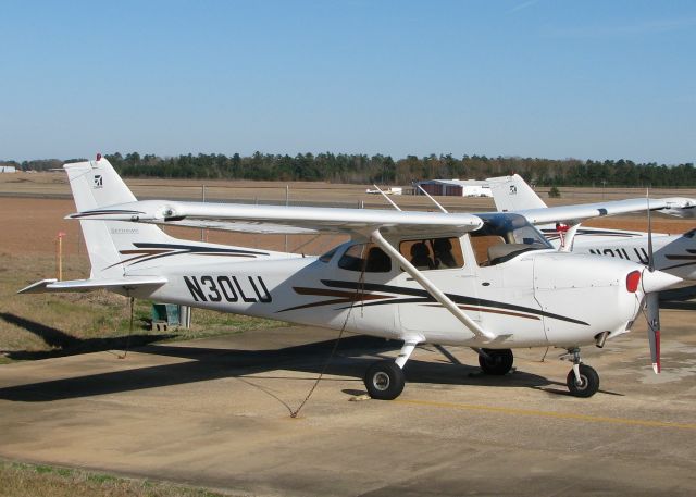 Cessna Skyhawk (N30LU) - Parked at Longview/East Texas Regional.