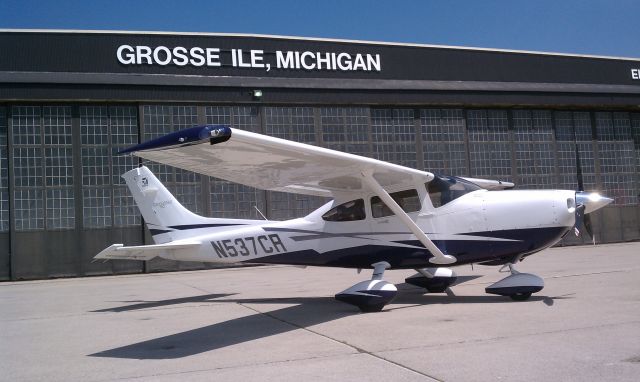 Cessna Skylane (N537CR)