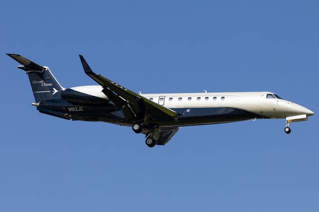 Embraer ERJ-135 (N912JC)