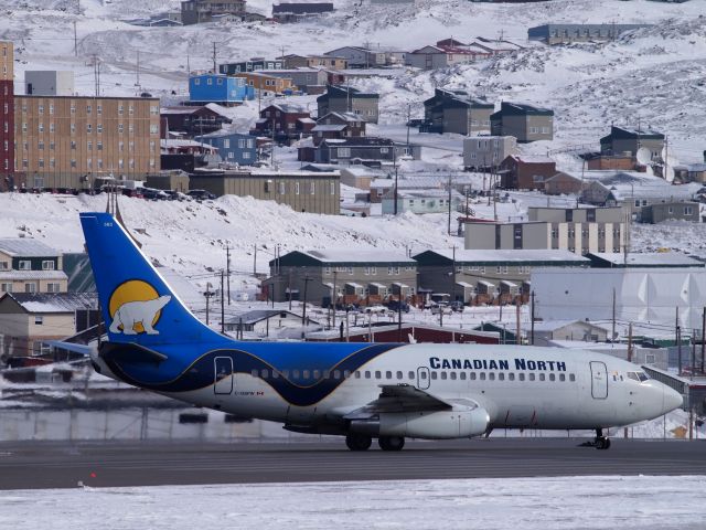 Boeing 737-200 (C-GSPW) - Preparing to depart Iqaluit airport.