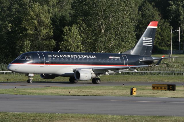 Embraer 170/175 (N803MD) - August 6, 2010 - evening departure from Albany 