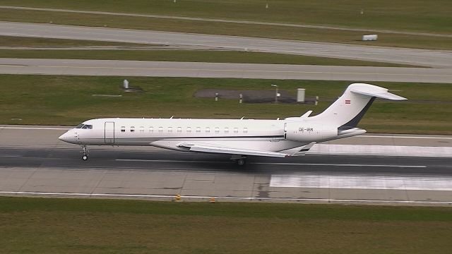 Bombardier Global Express (OE-IRM) - 22122020 
