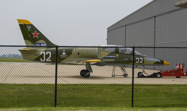 Aero L-39 Albatros (N39MX) - Couldn't get past the fence.