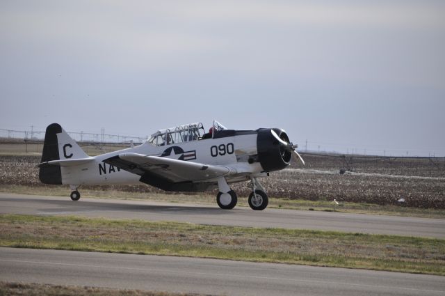 North American T-6 Texan (N15090)