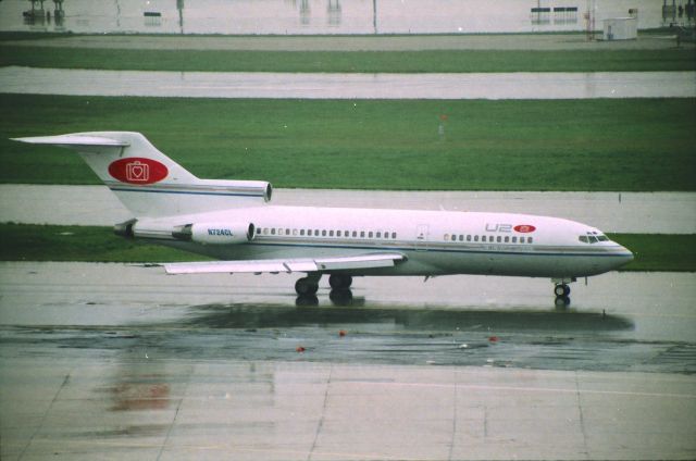 Boeing 727-100 (N724CL)