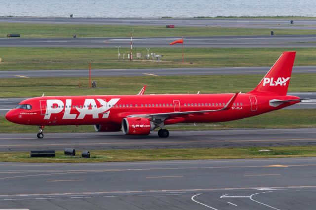 Airbus A321 (TF-PLA)