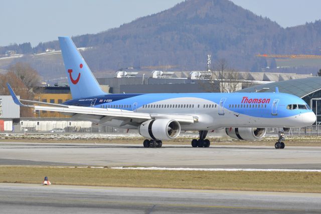 Boeing 757-200 (G-OOBN)