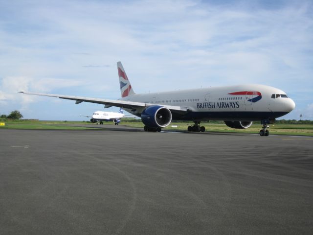 Boeing 777 (G-VIIB)