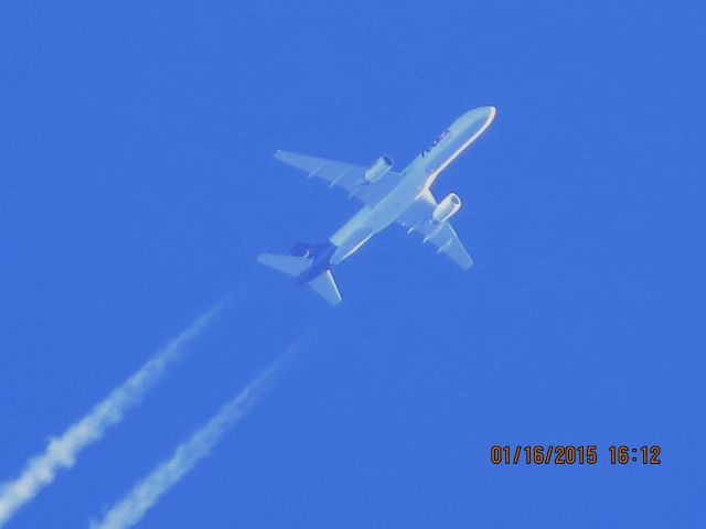 Boeing 757-200 (N933FD) - FedEx flight 542 from MEM to ICT over Southeastern Kansas at 34,000 feet.