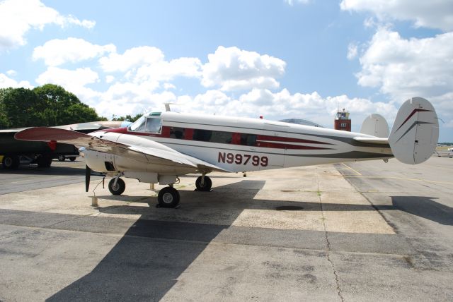 Beechcraft 18 (N99799)